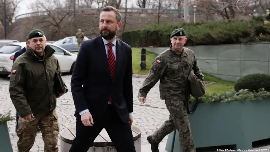 Министр обороны Польши не исключил войну с Россией в будущем