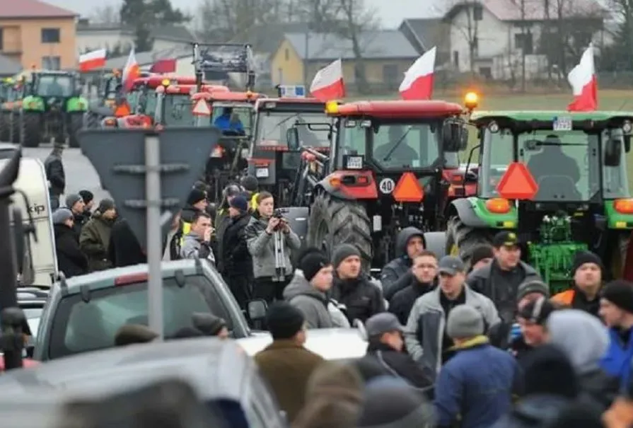 После встречи с Туском польские фермеры решили продолжить протесты