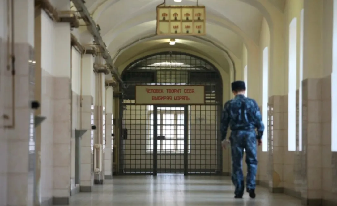 В России закрывают колонии из-за отправки заключённых на СВО