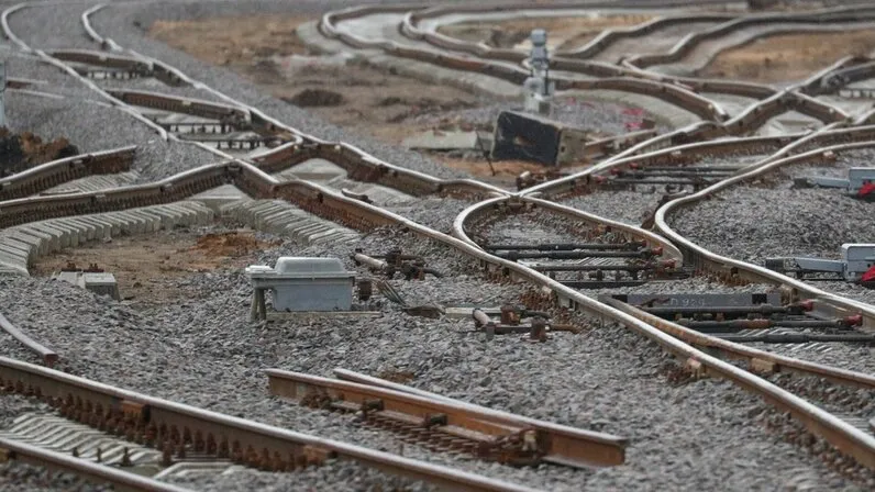 В Киеве считают проблемой строительство железной дороги в новых регионах РФ 