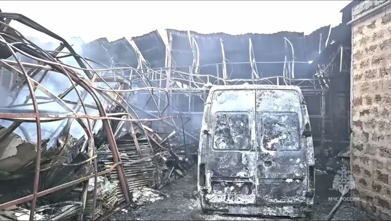 В столице Крыма сгорел склад с «красотой»