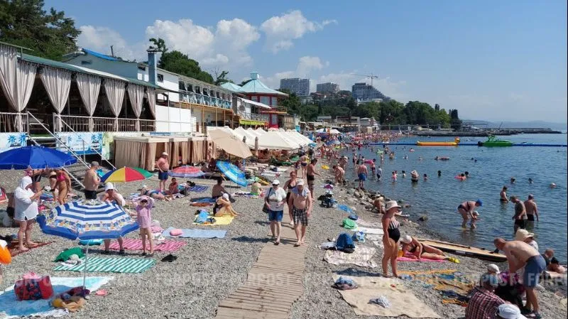 В Крыму курортный сезон в самом разгаре. 