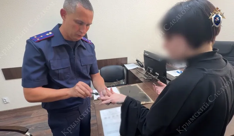 На счету у евпаторийца и его девушки убитые животные и осквернённые памятники.