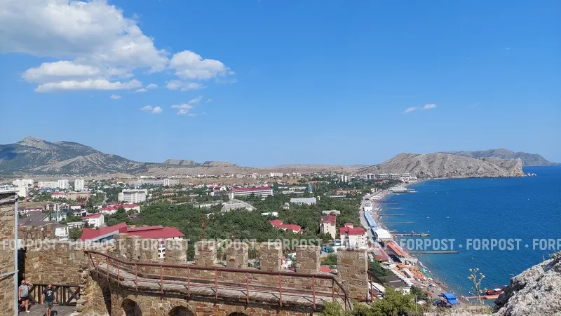 Подсудимая возглавляла сеть сельских домов культуры на территории Судака. 
