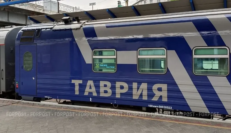 Поезда в Крым пойдут из Москвы, Санкт-Петербурга, Омска, Перми, Адлера и Кисловодска. 