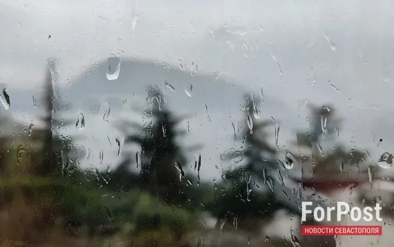 На юге Крыма дожди и ветер будут сильнее.