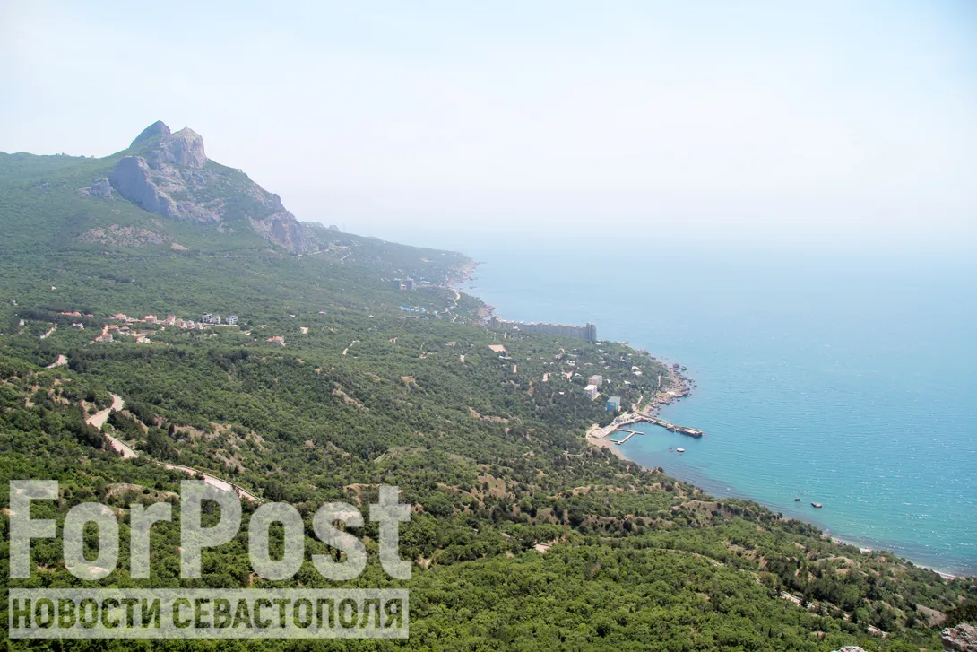 Земля без конкурсов: обманчивая жесткость и немного тумана