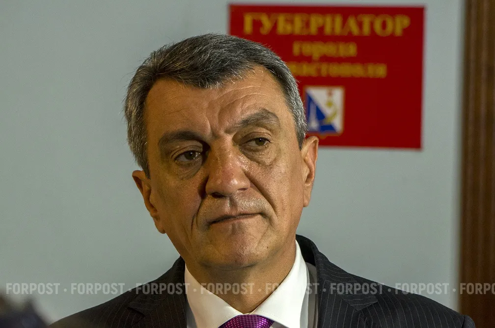 Подаренное Меняйло жильё севастополец получил через суд