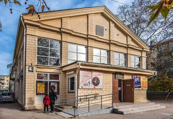 Зов «Сказочного королевства» в Севастополе: лирический хоррор и пластилиновая анимация