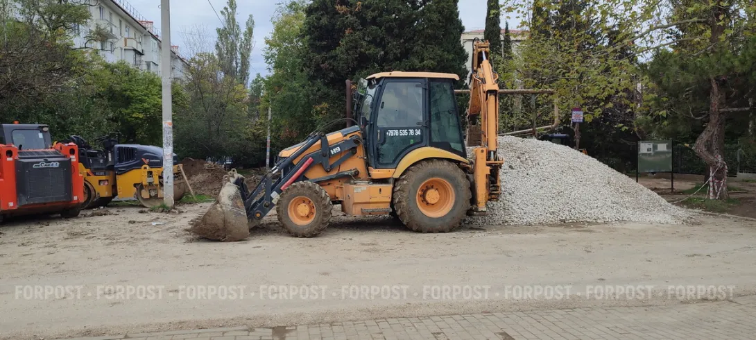 Без автобуса и света: в Севастополе начали ремонтировать улицу Ерошенко