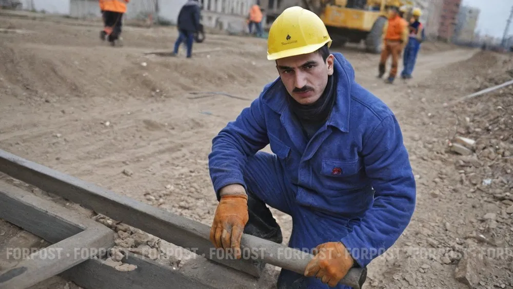 В Севастополе мигрантам помогали освоиться без лишних формальностей