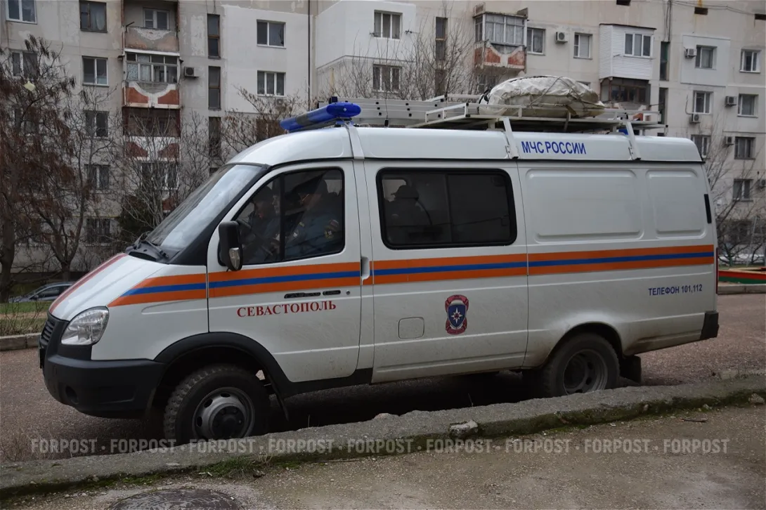 Жителей Севастополя просят временно покинуть свои дома