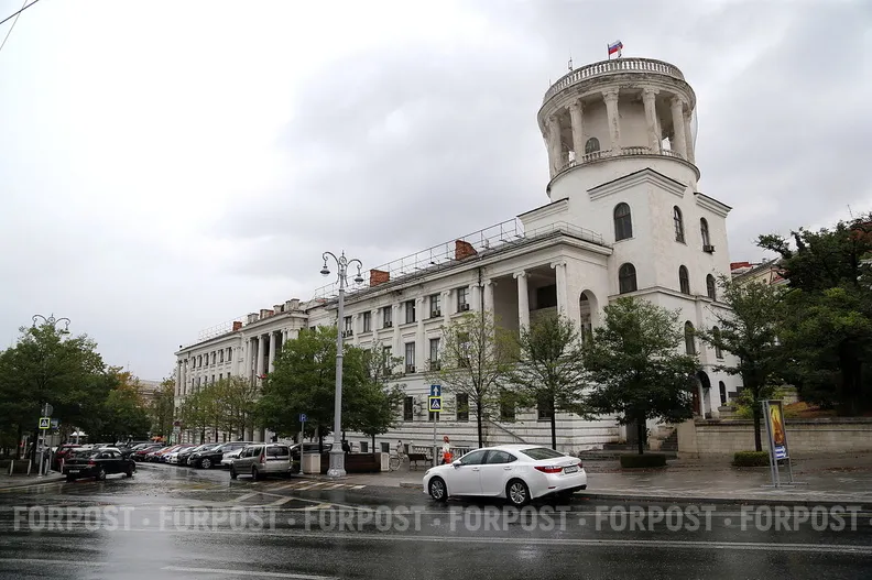 Севастополь готовится продать ЦКБ «Черноморец», Дом быта и апартаменты в Каче