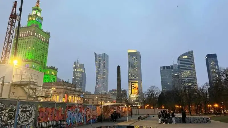 Полиция пресекла более 900 драк украинцев в центральном парке Варшавы