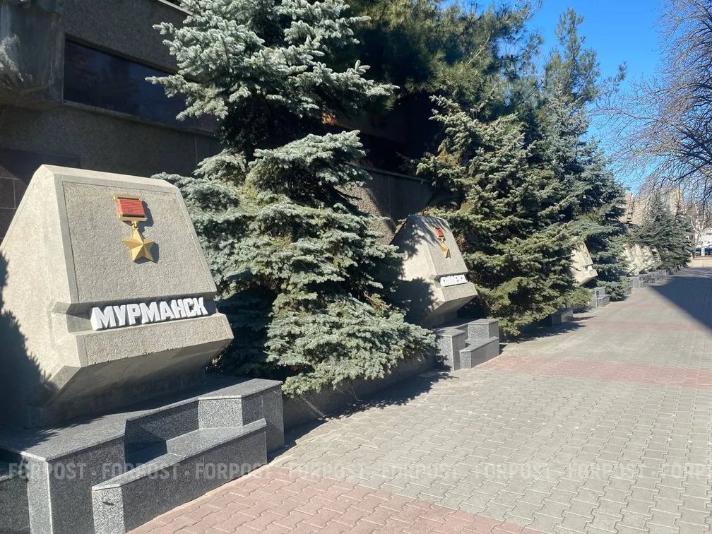 В Севастополе почтили память погибших на Северном флоте 14 моряков-подводников