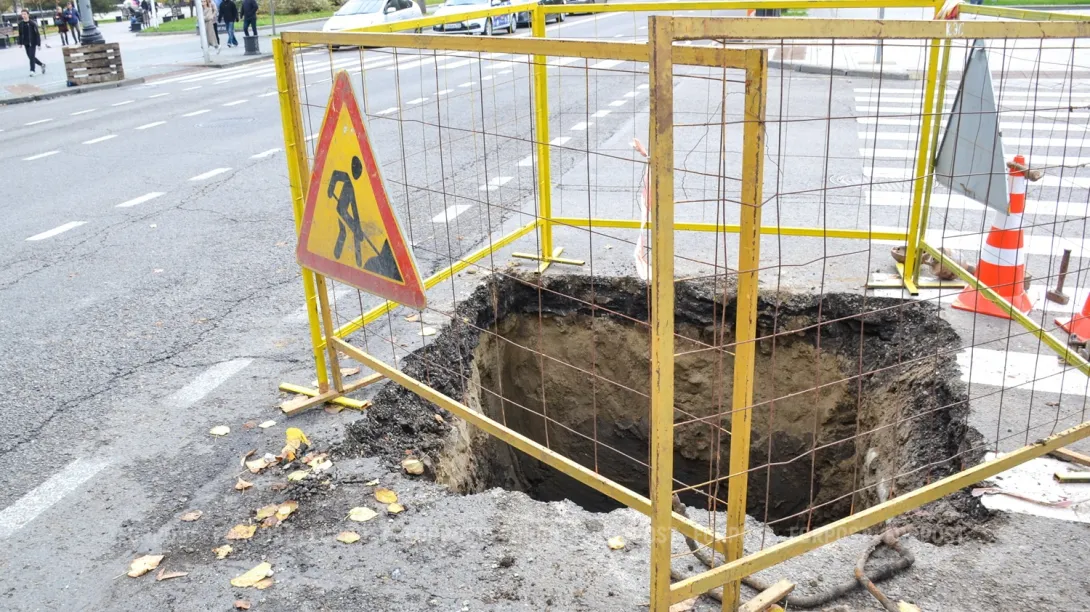 По Севастополю текут канализационные реки