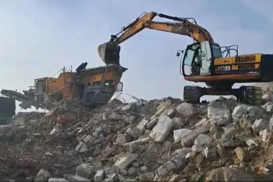 ЖБИ № 1 в Севастополе заставили убрать за собой уже вторую мегасвалку 