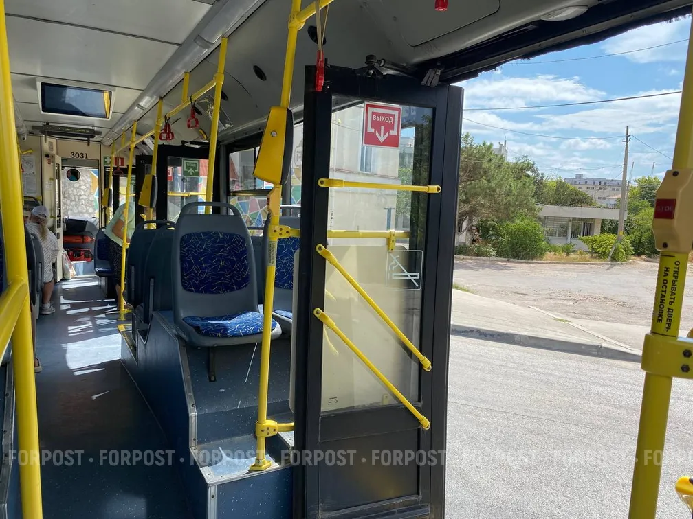 Троллейбус сбил пешехода в центре Севастополя