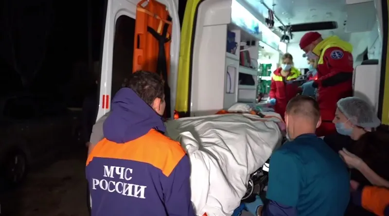 Пострадавшую от атаки ВСУ в Севастополе девочку транспортировали в Москву