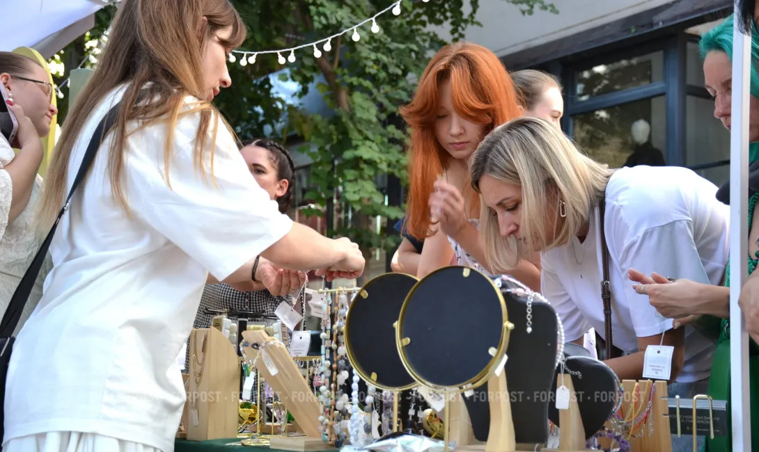 Власти не хотят, чтобы севастопольцам дарили "левые" изумруды