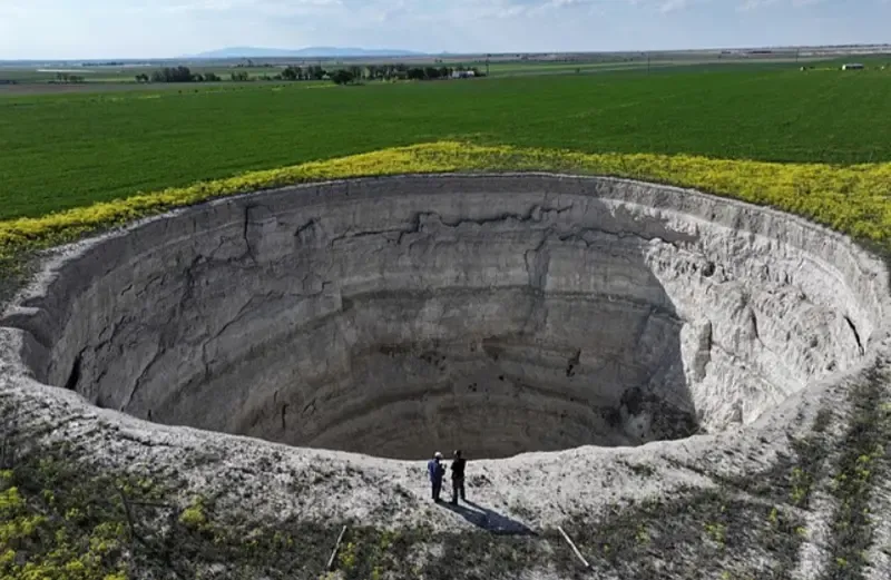 700 огромных карстовых воронок поглощают Турцию