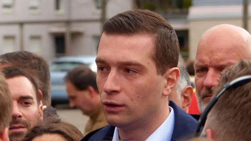 Во Франции выступили против отправки войск на Украину