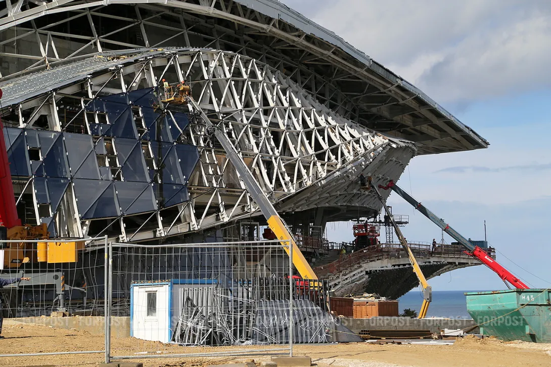  На стройке севастопольской оперы снова нашли нелегальных мигрантов 