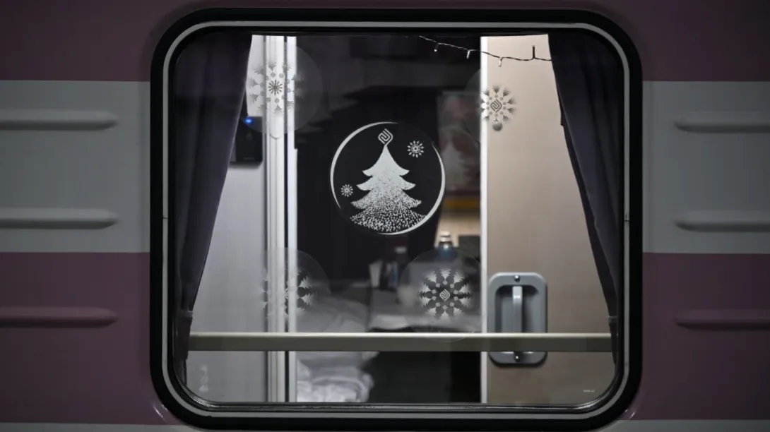 Новогодние туристы уже едут в Крым поездами