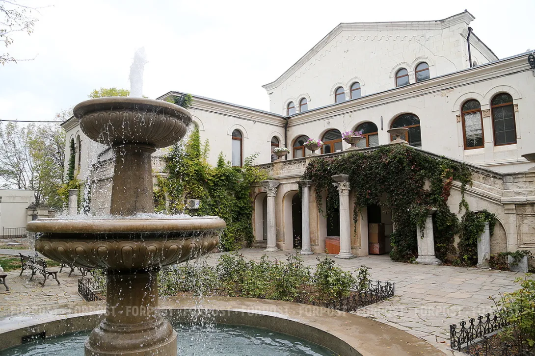 Одному из старейших зданий Севастополя предстоит обновление