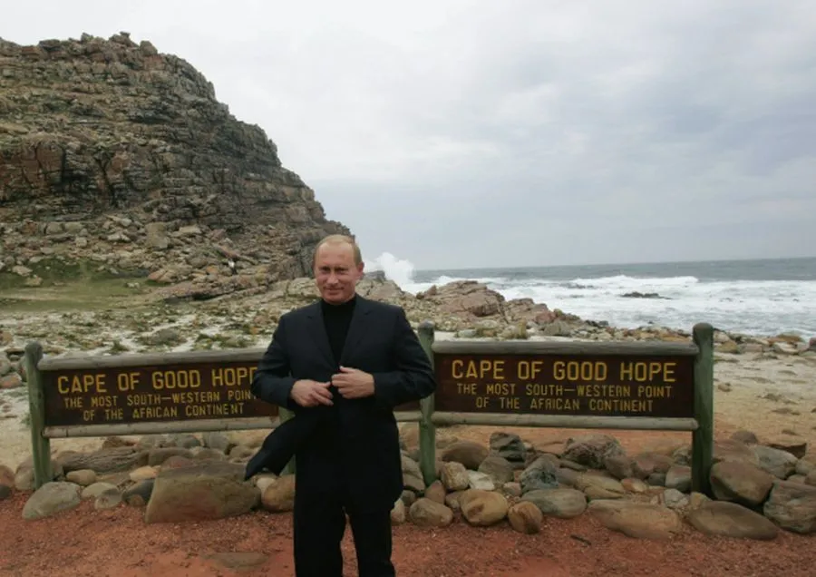 В совместных учениях стран БРИКС впервые примет участие Иран