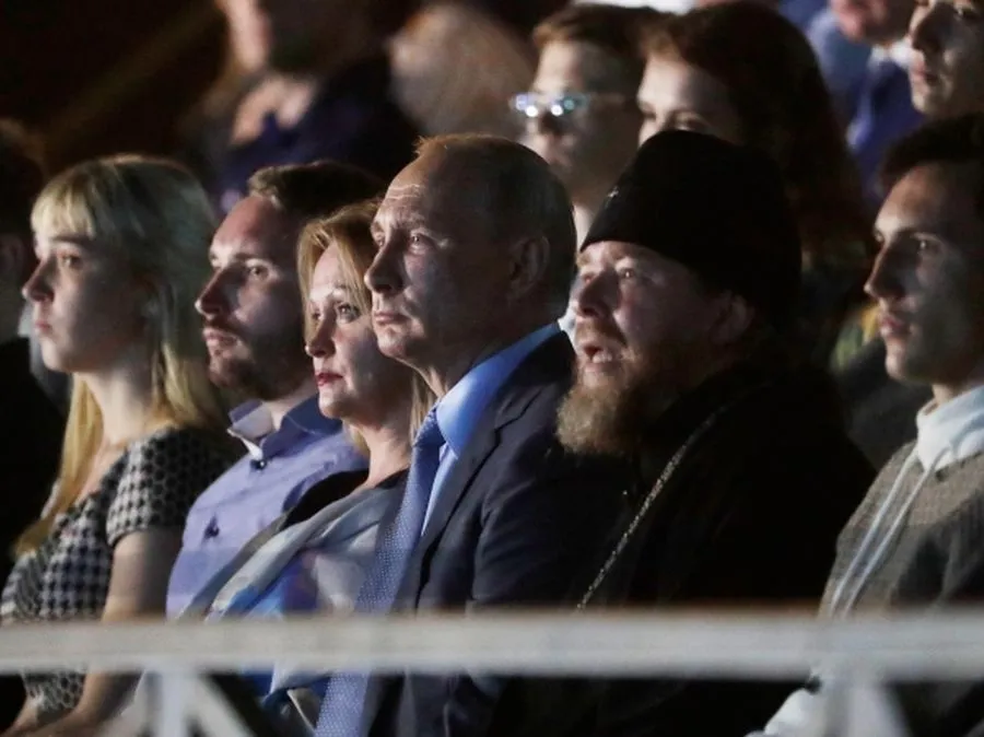 Севастопольский спектакль «Грифон» показали Владимиру Путину