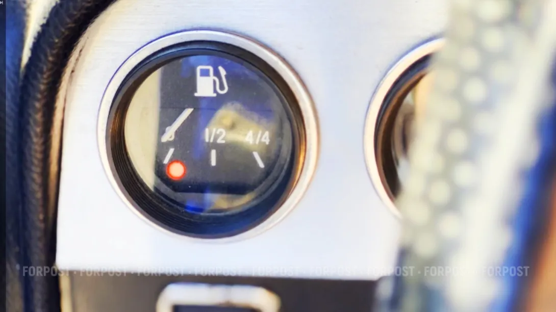 В Севастополе незаконно продавали горючее из войсковой части