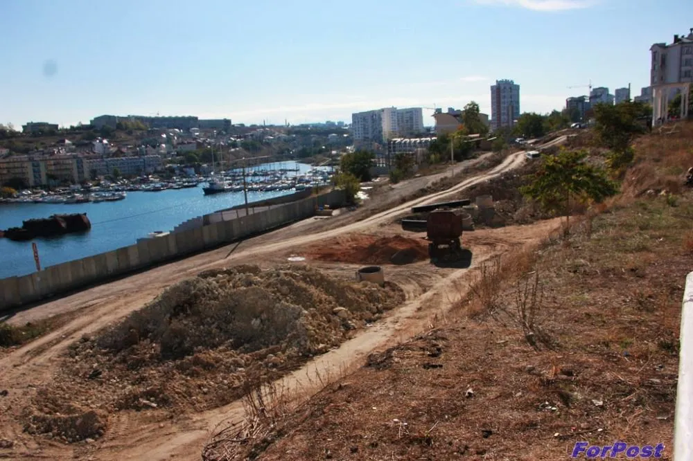 Застройщик не смог стереть «красные линии» на побережье Севастополя