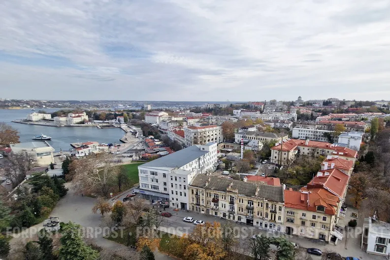 В Севастополе СПУ попользовала своих сторонников чисто по-социалистически