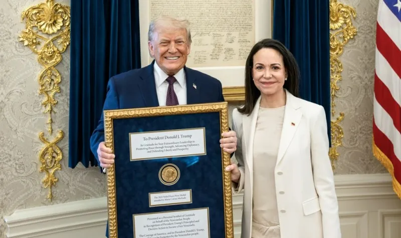 Трампу «отдают» ключи от квартиры Долиной, кубок Роналду и «Диплом лучшей снежинки»