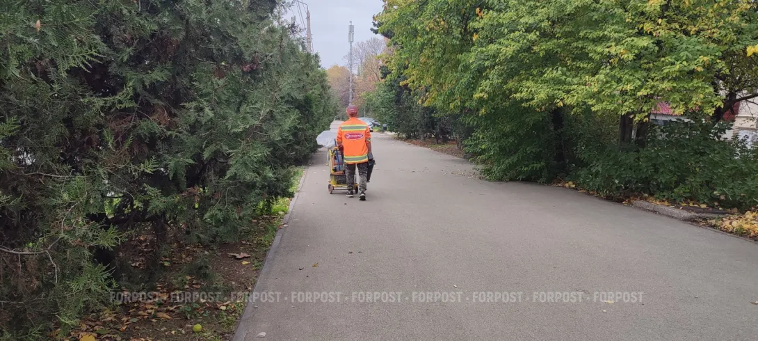 Коммунальщики задолжали глухонемыми дворникам полтора миллиона