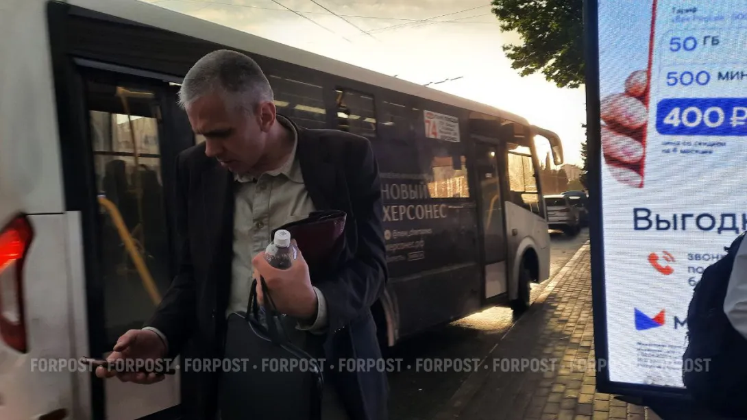 Незадачливый севастополец наказан за попытку «отбить» покупку телефона