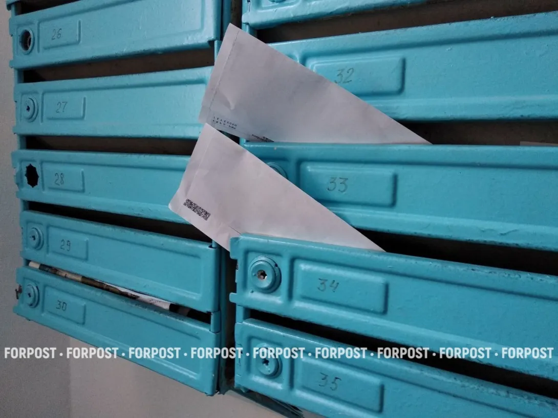 Послания от руки: зачем россияне вернулись к бумажным письмам