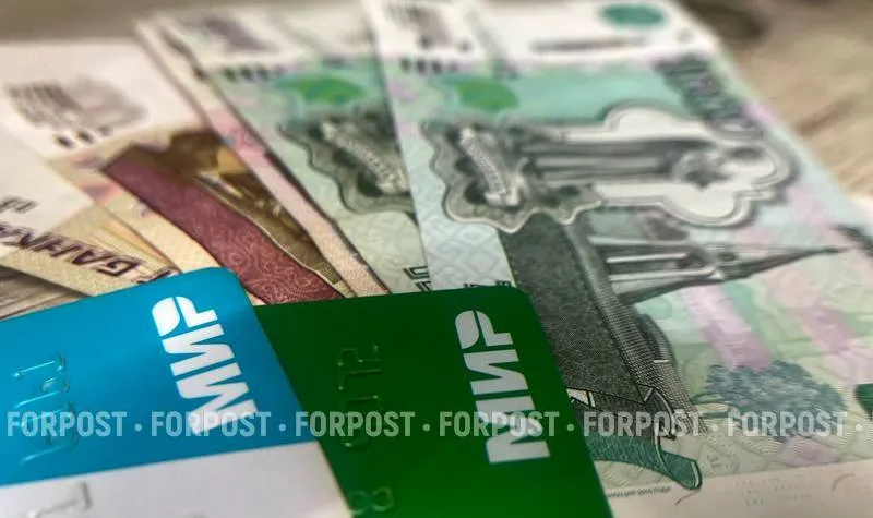 По России прокатилась волна блокировок банковских карт — с чем это связано