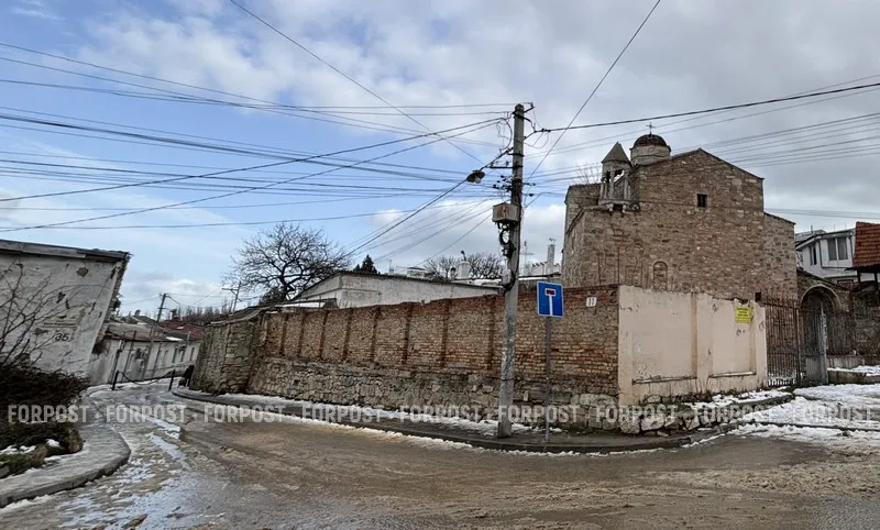 Храм XV века в Феодосии требует срочного спасения