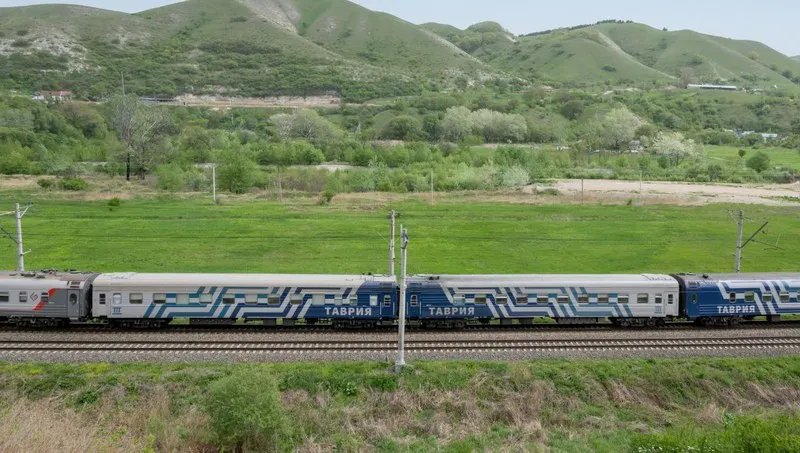 В Крым запускают новый поезд с удобной пересадкой с самолёта