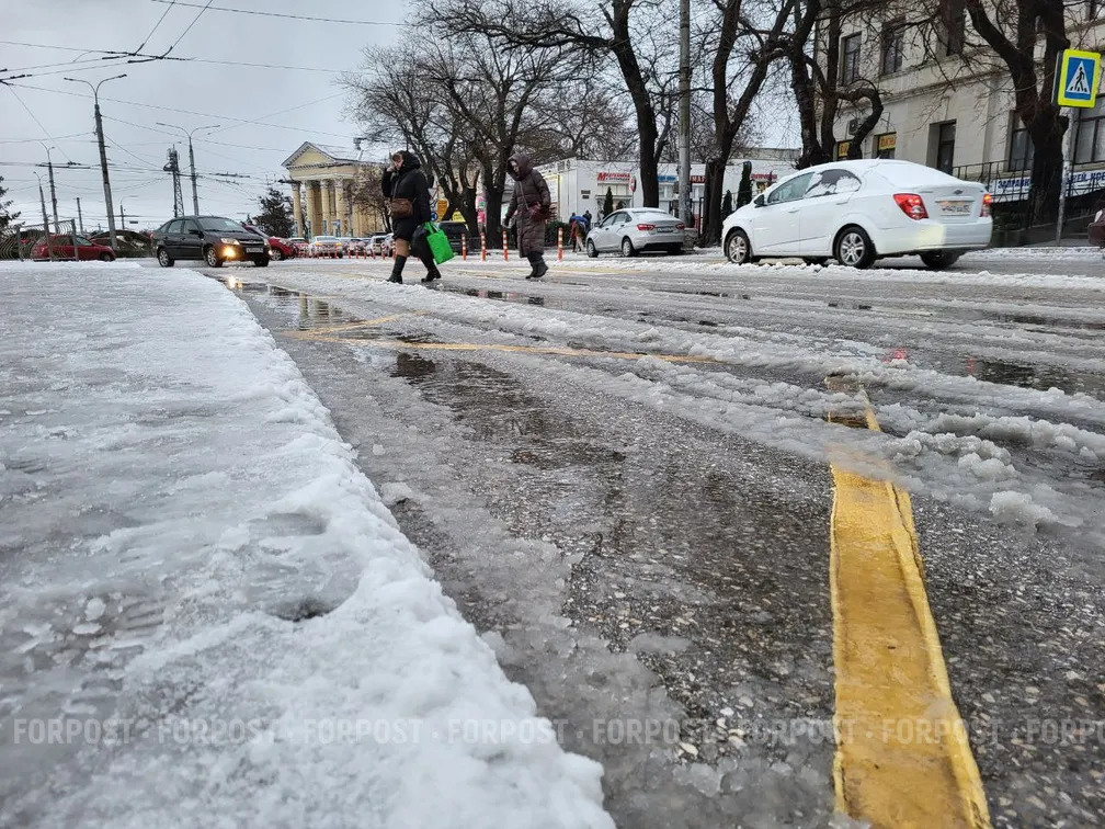 Как получить компенсацию за травму из-за гололёда — инструкция от юриста