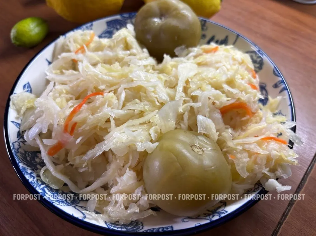 Почему зимой тянет на квашеную капусту — и это не просто «хочу солёненького»