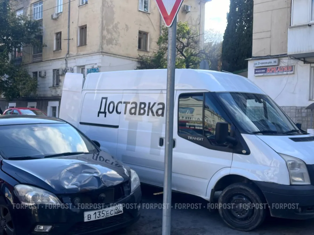 Доставка в Севастополе: кто накормит, вылечит и развлечёт горожан