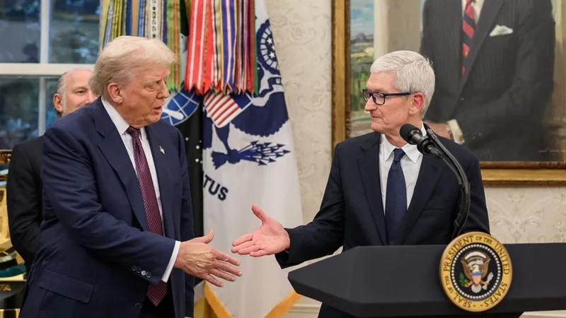 Глава Apple потерял поддержку либеральной публики в США из-за одной фразы