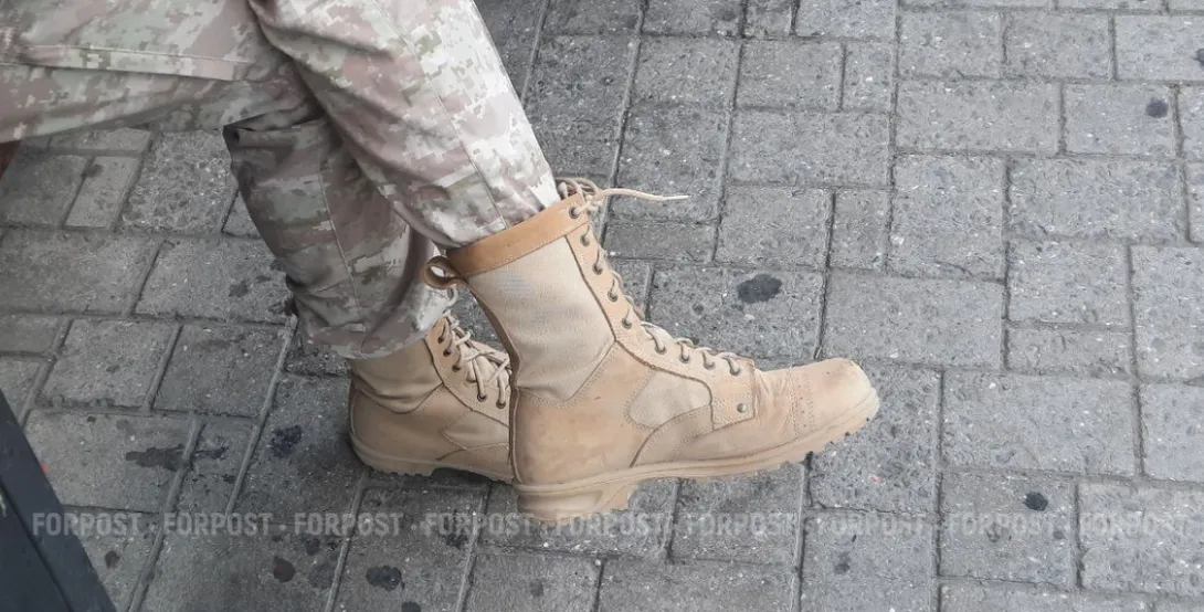 Зимняя обувь без ошибок: как сохранить здоровье и не упасть на скользкой улице