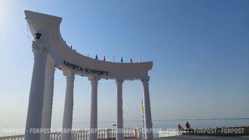 Главный символ Алушты закроют на реставрацию до лета