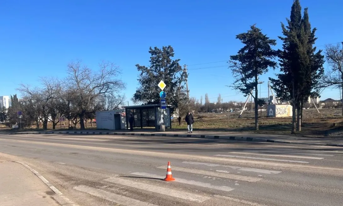 В Севастополе водитель оставил на дороге сбитого им подростка 