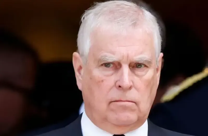 Бывший британский принц Эндрю арестован в свой день рождения из-за Эпштейна