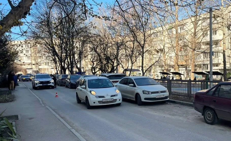 16-летний юноша внезапно поменял курс и попал под машину 